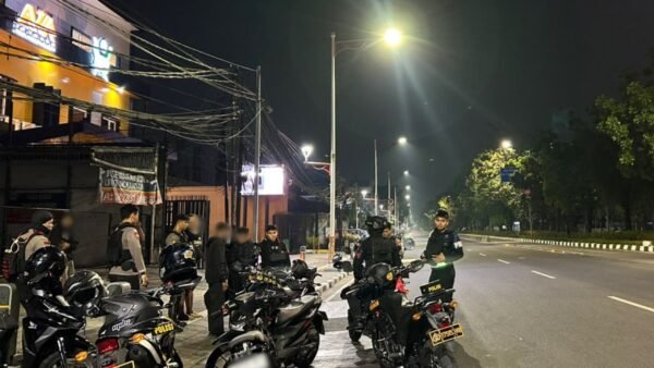 Brimob Metro Jaya Bubarkan Balap Liar di Pulogadung, Seorang Remaja Diamankan
