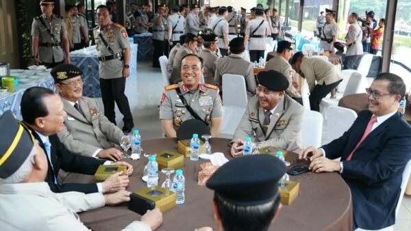 Momen Istimewa Hari Juang Polri, Para Mantan Kapolri dan Wakapolri Berkumpul di Mabes Polri